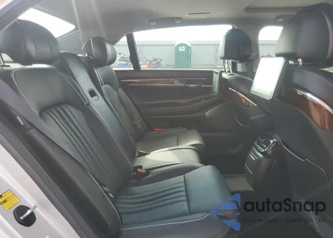 2018 Genesis G90 Ultimate z USA, uszkodzony, nr VIN KMHG54JH7JU043168